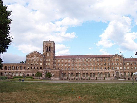 Saint Edward State Park